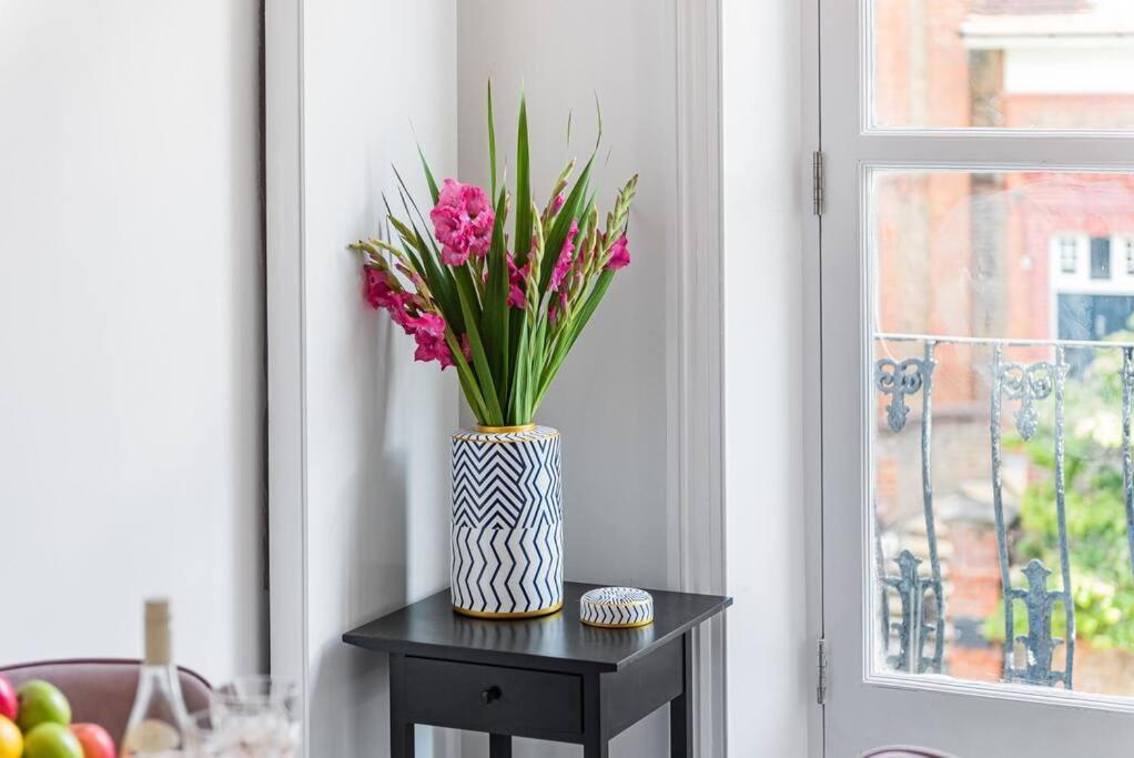 ロンドンLady On The Lane- 2 Bed Primrose Hillアパートメント エクステリア 写真